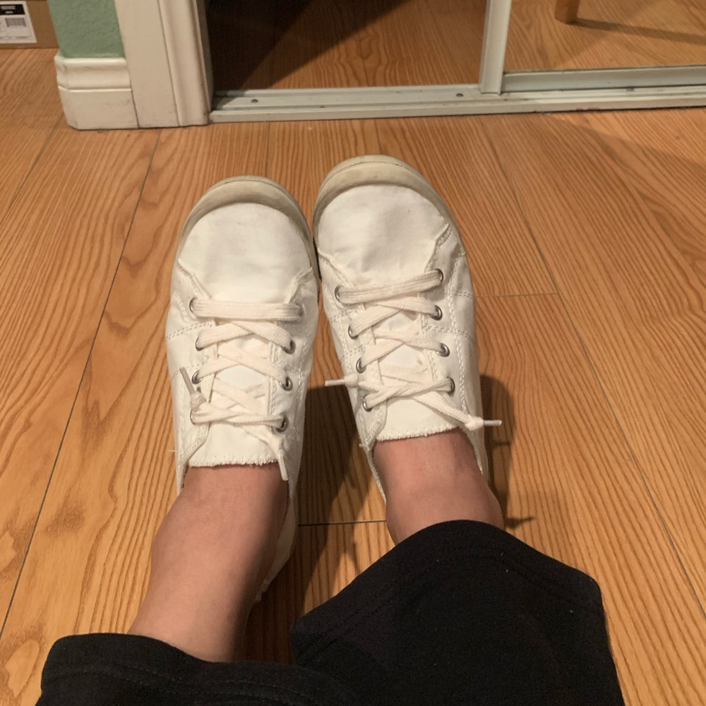 Soft Sneakers